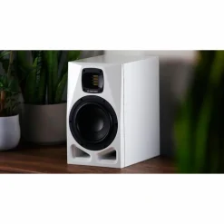 ADAM Audio A7V 7