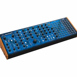 Behringer Proton Paraphonic Analog Synthesizer