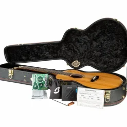 Breedlove Legacy Sunken Red Cedar-Ovangkol Thinline Concert Acoustic-Electric Guitar Natural