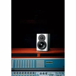 Dynaudio Acoustics LYD 5 5
