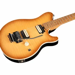 Ernie Ball Music Man Axis Flame Top (satin) Electric Guitar Honey Pot