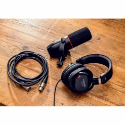 Focusrite Vocaster Two Studio Ultimate Podcasting Bundle for Content Creation