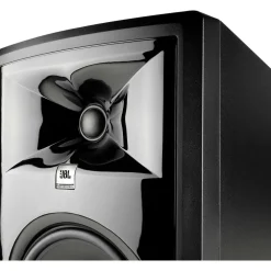 JBL 306P MKII 6