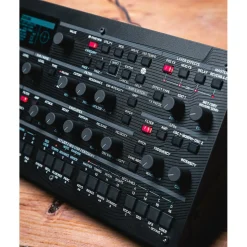 KORG modwave Wavetable Desktop/4U Rack