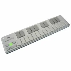 KORG NANOKEY2 USB Keyboard Controller White