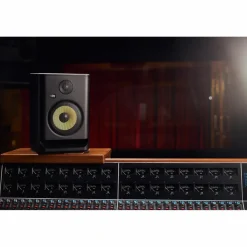 KRK ROKIT 7 Generation Five Powered Studio Monitor 7