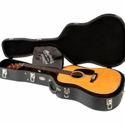 Martin Custom Shop 28 Style Dreadnought Premium Madagascar-Bearclaw Spruce Top Acoustic Guitar Natural