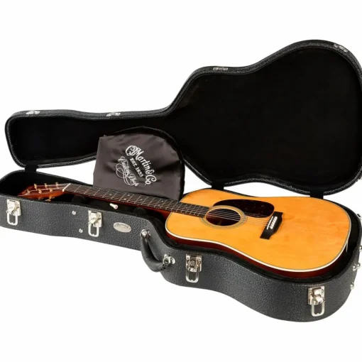 Martin Custom Shop 28 Style Dreadnought Premium Madagascar-Bearclaw Spruce Top Acoustic Guitar Natural