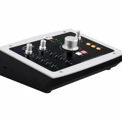 Open Box Audient iD22 Desktop 10x14 USB Audio Interface Level 1