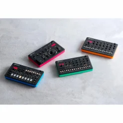 Roland AIRA Compact S-1 Polyphonic Tweak Synthesizer