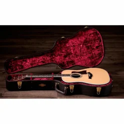 Taylor 810e Legacy Dreadnought Acoustic-Electric Guitar Natural