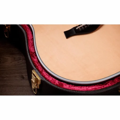 Taylor 810e Legacy Dreadnought Acoustic-Electric Guitar Natural