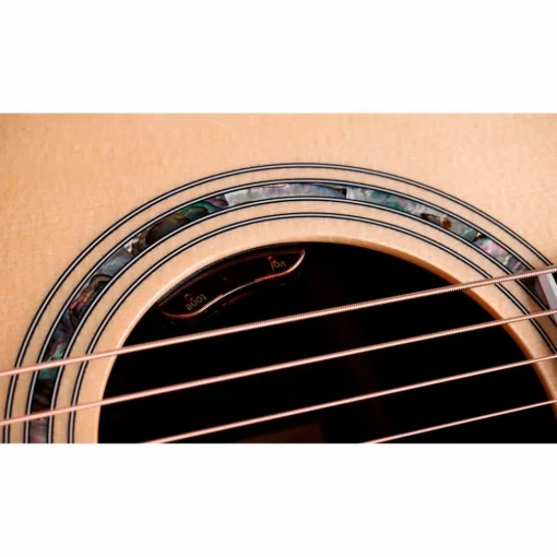 Taylor 810e Legacy Dreadnought Acoustic-Electric Guitar Natural