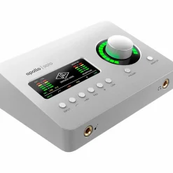 Universal Audio Apollo Solo USB Heritage Edition Interface With Shure SM7B, SRH 440 and Mic Cable