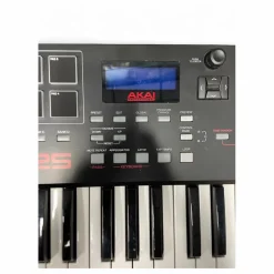 Used Akai Professional MPK225 25-Key MIDI Controller