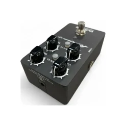 Used Ampeg Classic Analog Bass Preamp Bass Effect Pedal