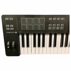 Used Arturia Keylab Essential 49 Mk3 MIDI Controller