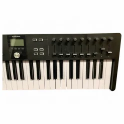 Used Arturia Keylab Essential 49 Mk3 MIDI Controller