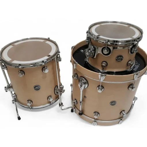 Used DW 3 piece Performance Series Natural Drum Kit