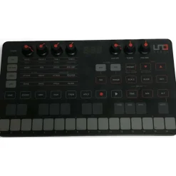 Used IK Multimedia IK Multimedia UNO Synth Pro Synthesizer Synthesizer
