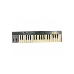 Used IK Multimedia Irig Keys 37 MIDI Controller