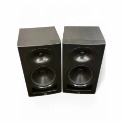 Used Kali Audio LP 8 Pair Powered Monitor