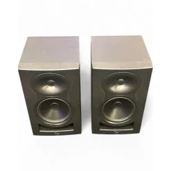 Used Kali Audio LP-6 V1 PAIR Powered Monitor
