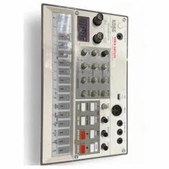 Used KORG Volca Sample Synthesizer