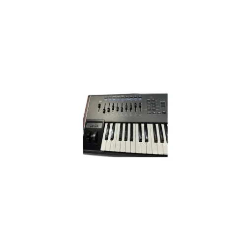 Used Kurzweil PC3K6 Portable Keyboard