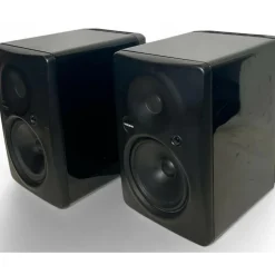 Used Mackie HR624 MKII Pair Powered Monitor
