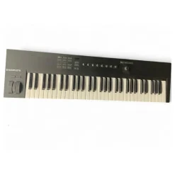 Used Native Instruments Komplete Kontrol A61 MIDI Controller