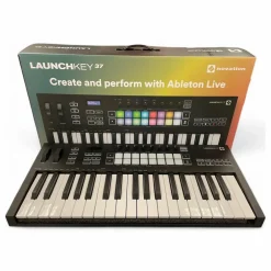 Used Novation LAUNCHKEY 37 MK3