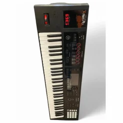 Used Roland fa06 Synthesizer