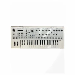 Used Roland JDXI Synthesizer
