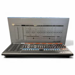 Used Roland JU-06 Synthesizer