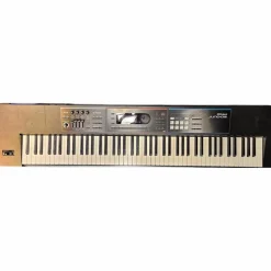 Used Roland juno-DS88 Synthesizer
