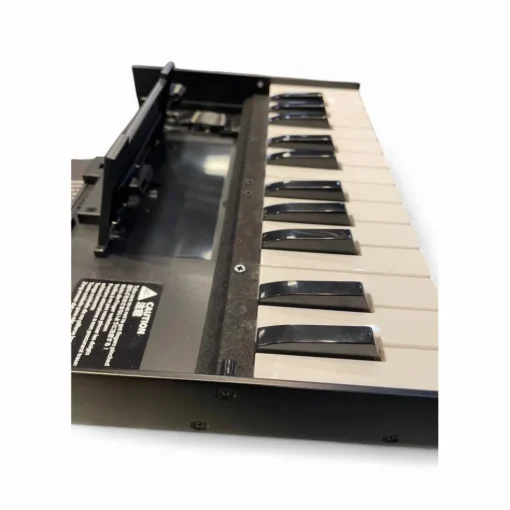 Used Roland KM25 Synthesizer