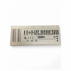 Used Roland sh01a Synthesizer