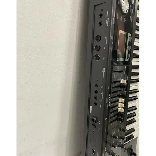 Used Roland VR09 Synthesizer