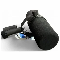 Used Shure SM7 Dynamic Microphone