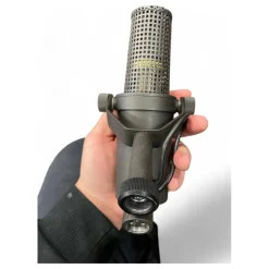 Used Shure SM7 Dynamic Microphone