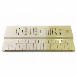 Used Vongon Replay Synthesizer