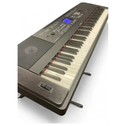 Used Yamaha DGX650 Digital Piano