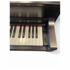 Used Yamaha CLP645 Digital Piano