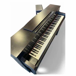 Used Yamaha CLP645 Digital Piano