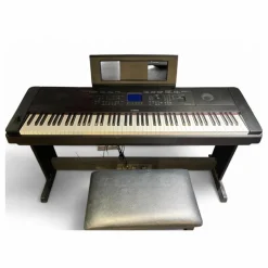 Used Yamaha DGX660 Portable Keyboard