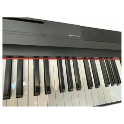 Used Yamaha P125B Digital Piano