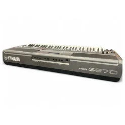 Used Yamaha PSR S670 Arranger Keyboard