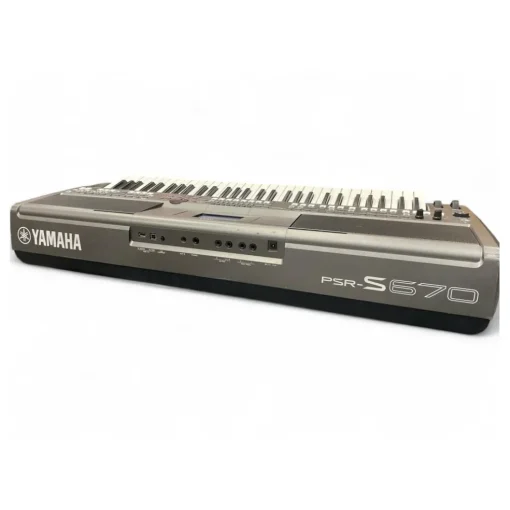 Used Yamaha PSR S670 Arranger Keyboard