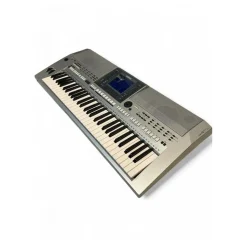Used Yamaha PSR SX700 Arranger Keyboard